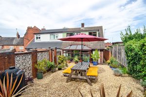 Photo 25- click for photo gallery